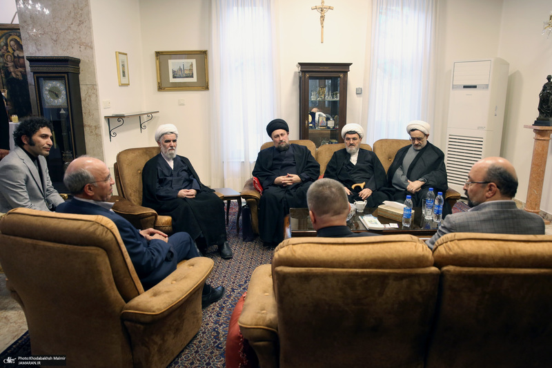 حضور سید حسن خمینی در سفارت واتیکان