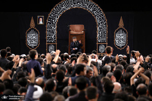 آخرین شب مراسم عزاداری حضرت اباعبدالله الحسین (ع) در حسینیه امام خمینی