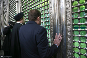 تجدید میثاق مشاور و دستیار رهبری با آرمان‌های امام خمینی(س)