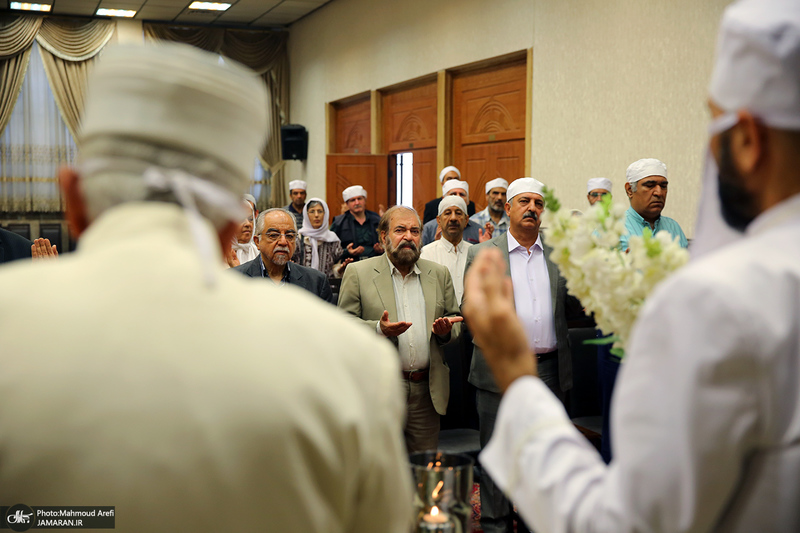 مراسم بزرگداشت امام خمینی (س) در آدریان زرتشتیان