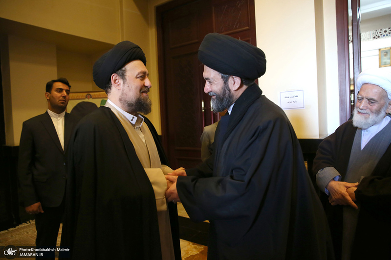 حاشیه تجدید میثاق اعضای مجلس خبرگان رهبری با آرمان های امام خمینی (س)