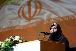 آئین افتتاح هفته فرهنگی «بر آستان آفتاب» در بیت تاریخی امام