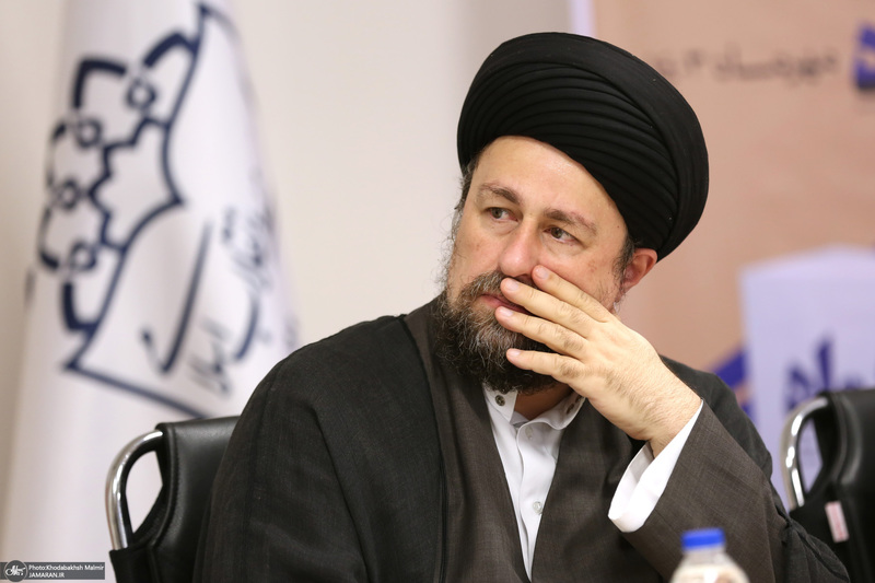 آیین رونمایی  از فصلنامه گواه در مرکز اسناد انقلاب اسلامی