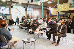 دیدار اعضای جبهه فرهنگی نقلاب اسلامی با سید حسن خمینی