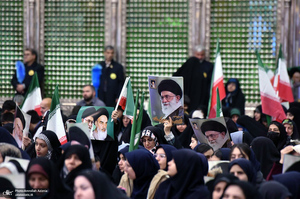 مراسم بزرگداشت 12 بهمن در حرم امام خمینی (س)