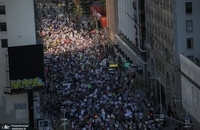 تظاهرات گسترده مردم آمریکا در اعتراض به سیاست‌های ترامپ و ماسک (4)