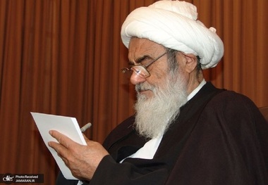 آیت‌العظمی مظاهری: لاریجانی تمام عمر بابرکت خود را مصروف اعتلاء اسلام و ایران کرد