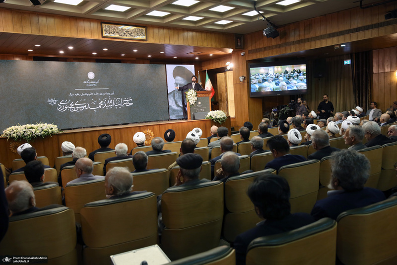 مراسم چهلمین روز درگذشت آیت الله بجنوردی در دائره المعارف بزرگ اسلامی - 1