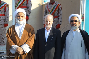 مراسم آغاز دهه فجر در بیت حضرت امام خمینی (س) در قم