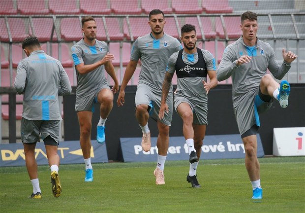 حسینی آماده نخستین تجربه اروپایی با ترابوزان اسپور + عکس
