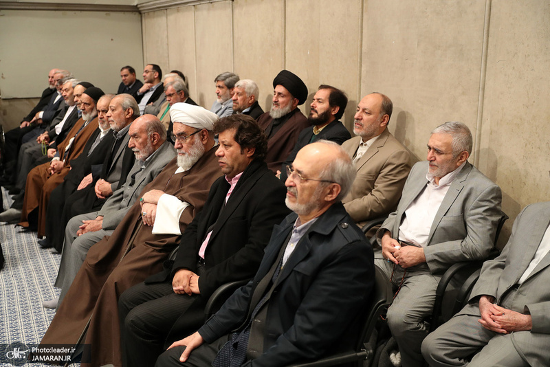 دیدار هزاران نفر از ذاکران و ستایشگران اهل‌بیت(ع) با رهبر معظم انقلاب