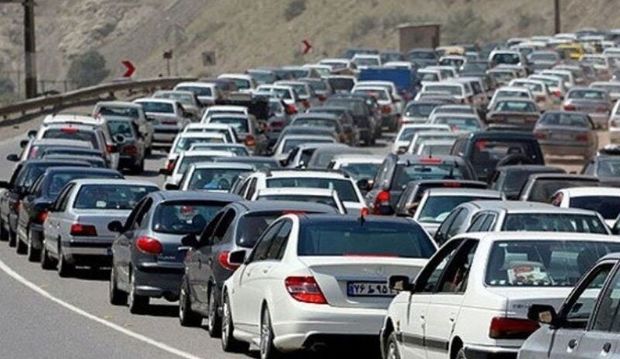 ترافیک در جاده های خراسان رضوی سنگین و پرحجم است