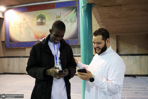 بازدید جمعی از شرکت کنندگان چهلمین دوره مسابقات بین المللی قرآن کریم از جماران