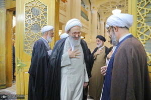 مراسم سالروز رحلت امام خمینی (س) از سوی مقام معظم رهبری در حرم حضرت معصومه(س)