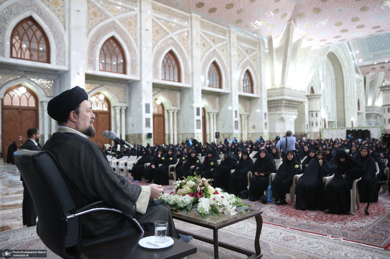 همایش خادمین افتخاری آستان مقدس امام خمینی (س)