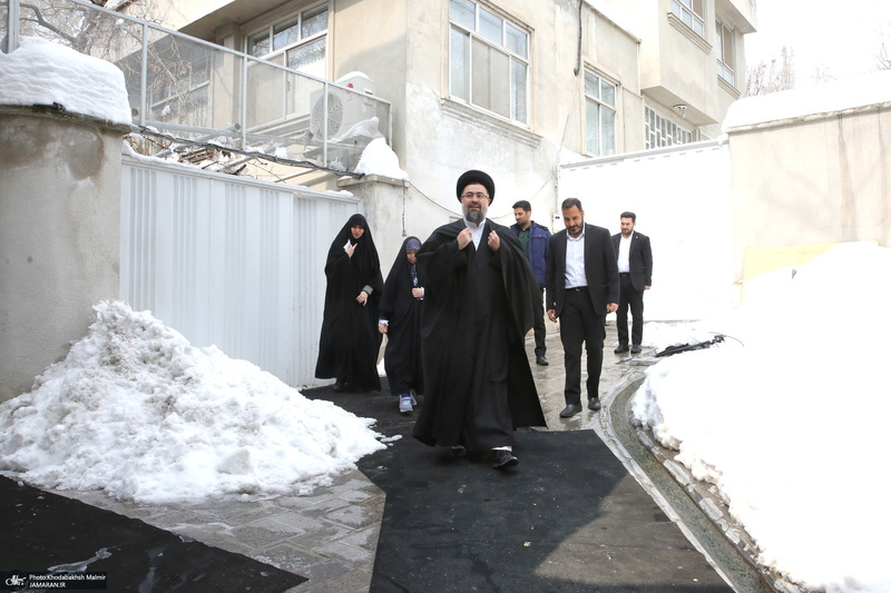 حضور سید یاسر خمینی در  انتخابات مجلس شورای اسلامی و مجلس خبرگان رهبری