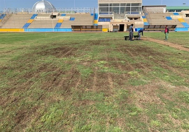 چمن ورزشگاه تختی جم ترمیم شد+ تصاویر
