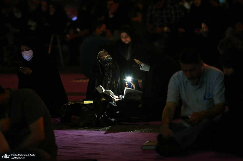 مراسم احیای شب بیست و یکم ماه رمضان در میدان فلسطین