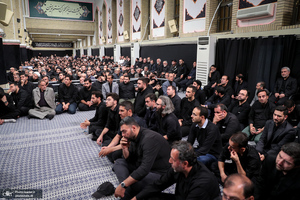 مراسم شام غریبان سید و سالار شهیدان در حسینیه امام خمینی