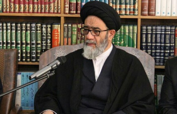 امام جمعه تبریز: خدمت صادقانه اولویت اصلی شوراهای اسلامی باشد