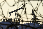 بحران در چین باز هم قیمت نفت را پایین آورد