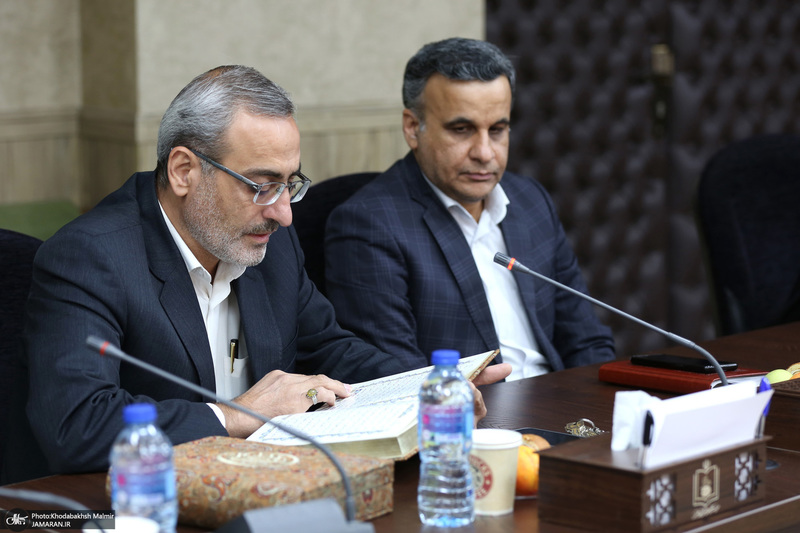 اولین نشست : زن در اندیشه دینی فلسفی امام خمینی (س)