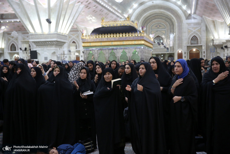 ..احیای شب بیست وسوم ماه مبارک رمضان در حرم مطهر امام خمینی(س)