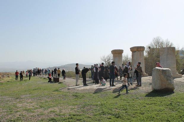 بازدید گردشگران از معبد آناهیتا 15 درصد افزایش یافت