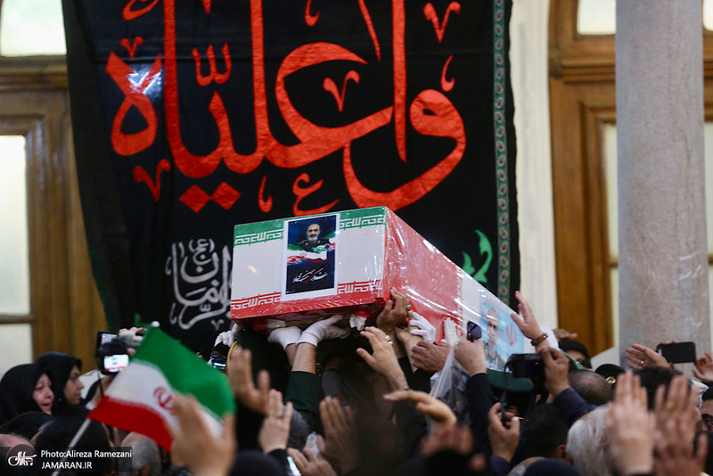 مراسم تشییع پیکر شهیدان سردار حسین سلامی و مسعود شانه ای