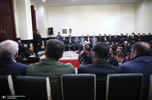 دیدار رئیس، مدیران و کارکنان ستاد اجرایی فرمان امام (ره) با سید حسن خمینی