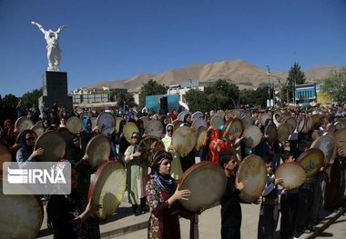 سنندج میزبان اجتماع بزرگ دف نوازان ایران زمین است