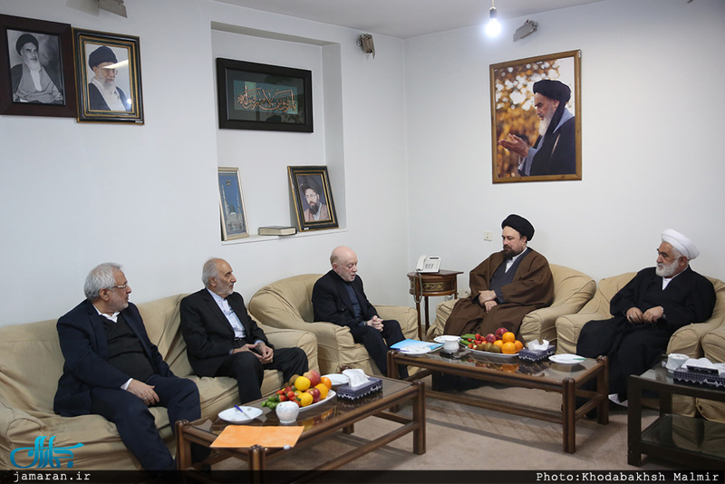 دیدار جمعی از اعضای شورای مرکزی حزب مؤتلفه با سید حسن خمینی 