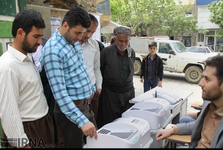 برگزاری مانور انتخابات الکترونیکی در چهار نقطه از شهر ایلام