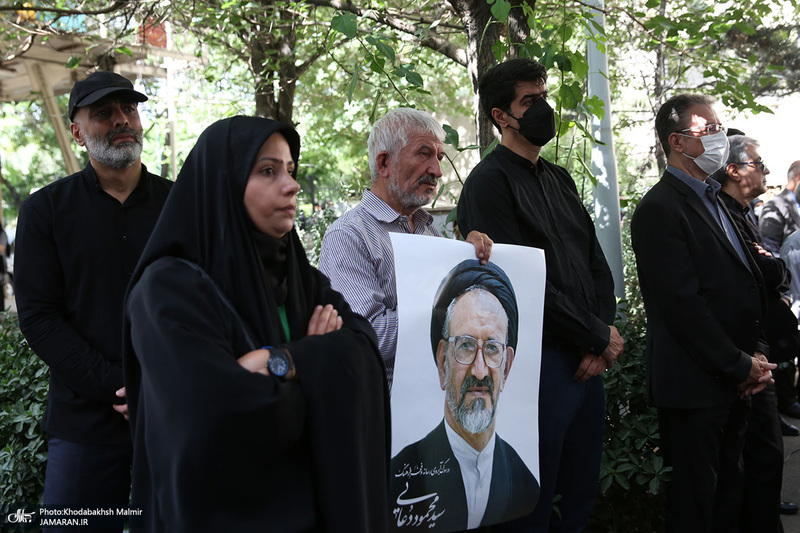 مراسم تشییع پیکر حجت الاسلام و المسلمین سید محمود دعایی از موسسه اطلاعات