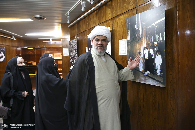 بازدید نماینده آیت الله العظمی یعقوبی از جماران / قیس طایی