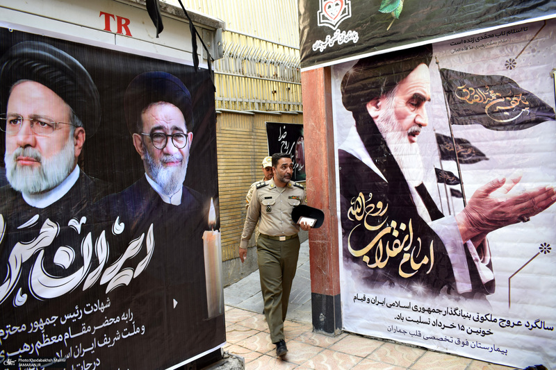 بازدید از اتاق بستری شدن امام خمینی (ره) در بیمارستان قلب جماران