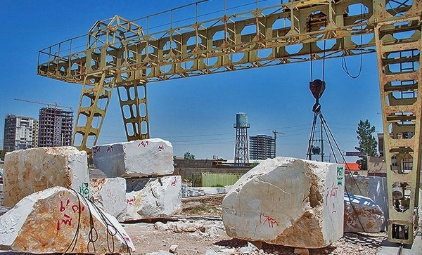 آیین نامه ایمنی در کارگاه های سنگبری به استانها ابلاغ شد.