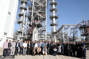 بازدید اصحاب رسانه از مجتمع آب سنگین اراک و برگزاری نشست خبری سخنگوی سازمان انرژی اتمی ایران