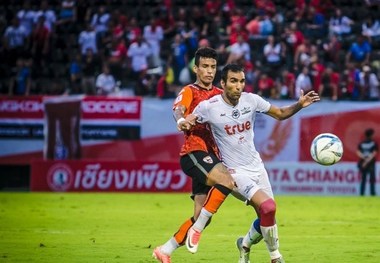 مهرداد پولادی از فهرست تیم بانکوک یونایتد خارج شد