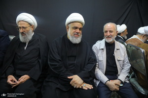 مراسم چهلمین روز تدفین رهبر شهید در دفتر آیت الله العظمی سیستانی در قم