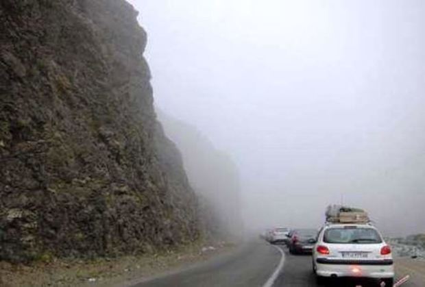 جاده های کوهستانی خراسان رضوی مه گرفته است