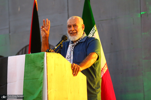 مراسم استقبال و تکریم خانواده های شهیدان غزه
