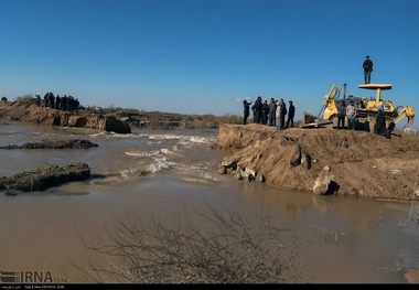 15نقطه سیل بنددشت آزادگان درحال تعمیر است