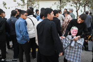 راهپیمایی باشکوه 13 آبان در تهران - 4