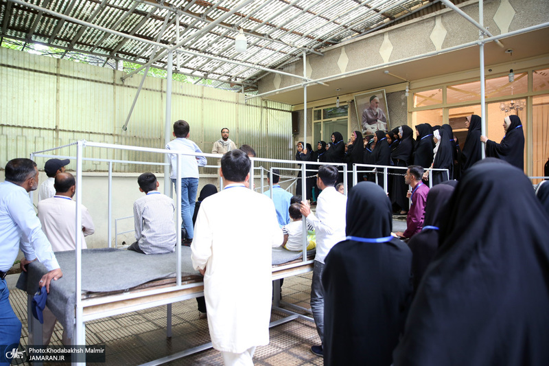 بازدید جمعی از دانشجویان مدارس امامیه پاکستان از بیت امام خمینی (س) در جماران