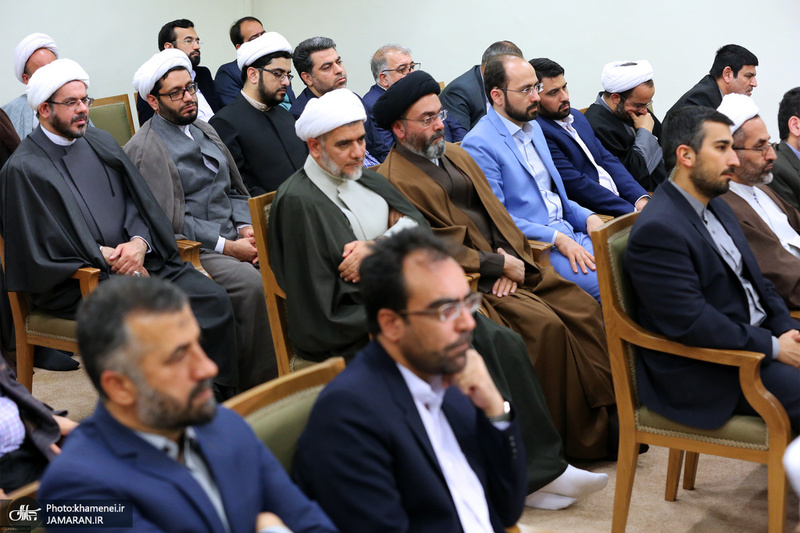 دیدار مسئولان دفتر تبلیغات اسلامی حوزه علمیه قم با رهبر معظم انقلاب اسلامی