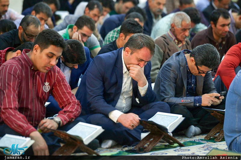 محفل انس با قرآن در حرم مطهر امام خمینی(س)