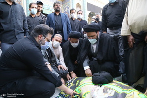 مراسم تشییع حجت الاسلام و المسلمین سید محمد جواد حسینی کاشانی(ره)