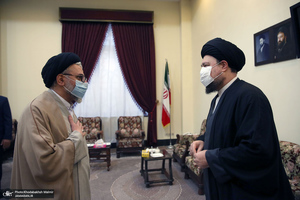 حاشیه های تجدید میثاق رئیس جمهور و اعضای دولت با آرمان های حضرت امام (س)