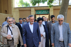 حضور وزیر تعاون، کار و رفاه اجتماعی در بیت تاریخی امام خمینی (س)